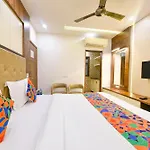 Fabhotel Just Inn - Nr Lajpat Nagar Market